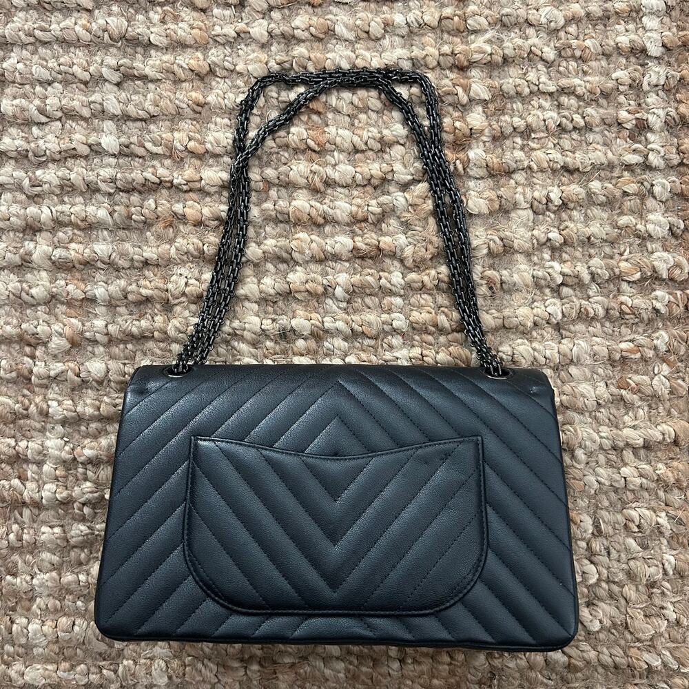 Chanel Reissue 226 Black Chevron Calfskin All Black HW Limited Full Set - Picture 6 of 16